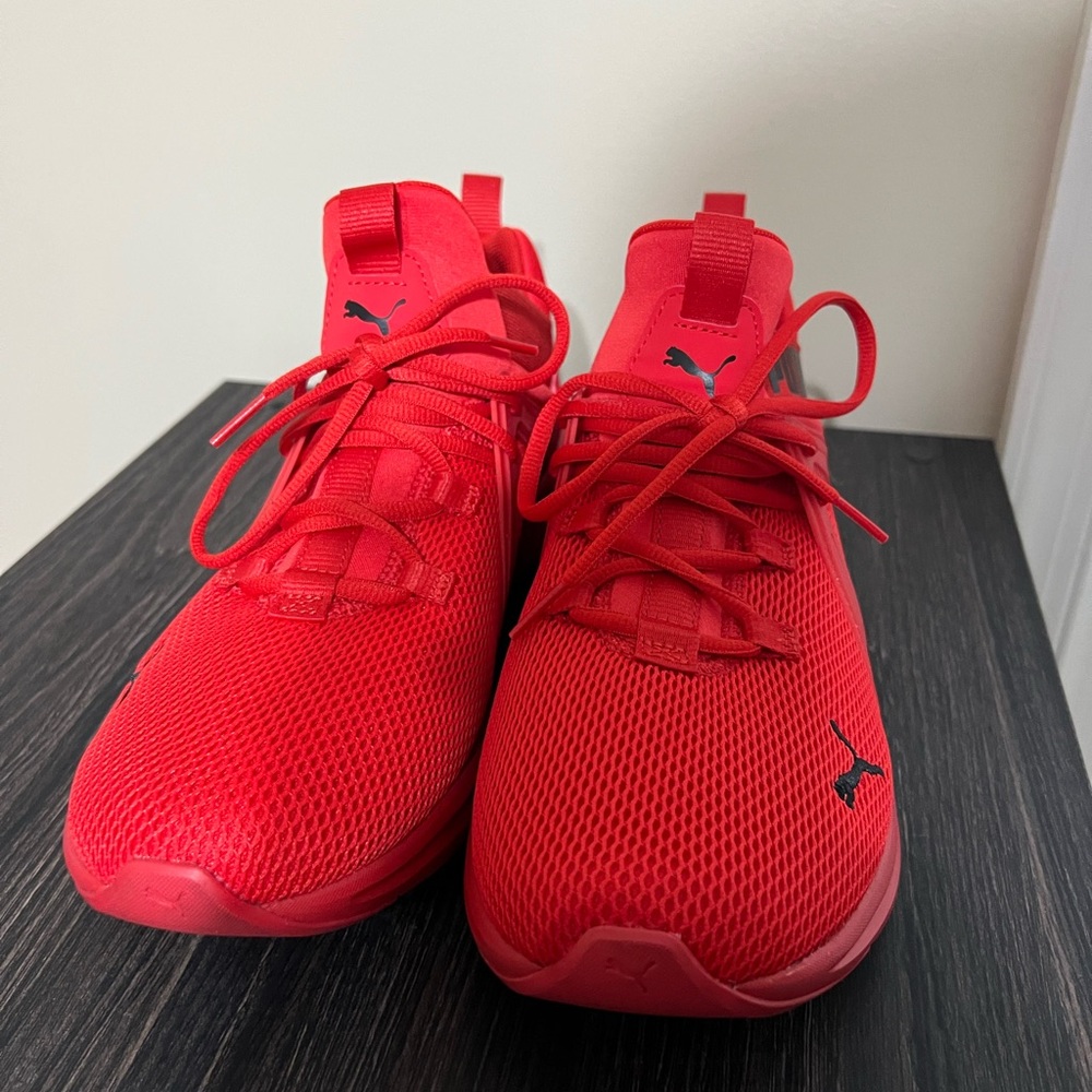 Size 10.5 - PUMA Enzo 2 High Risk Red Like New Condition - Picture 3 of 8